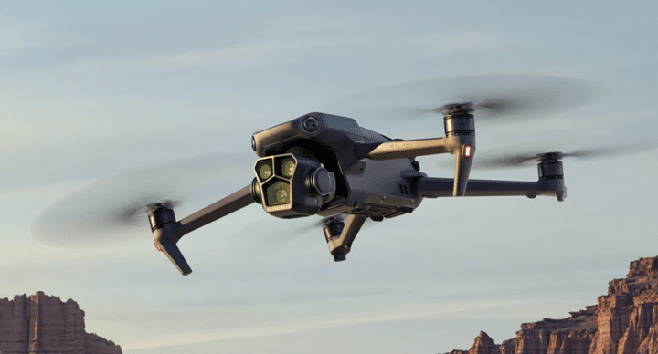 DJI Mavic 3: універсальний дрон нового покоління та порівняння популярних моделей
